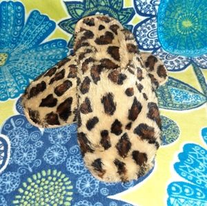 Faux Fur Fuzzy Slippers Animal Print Size Small 5-6 Like New Worn Once